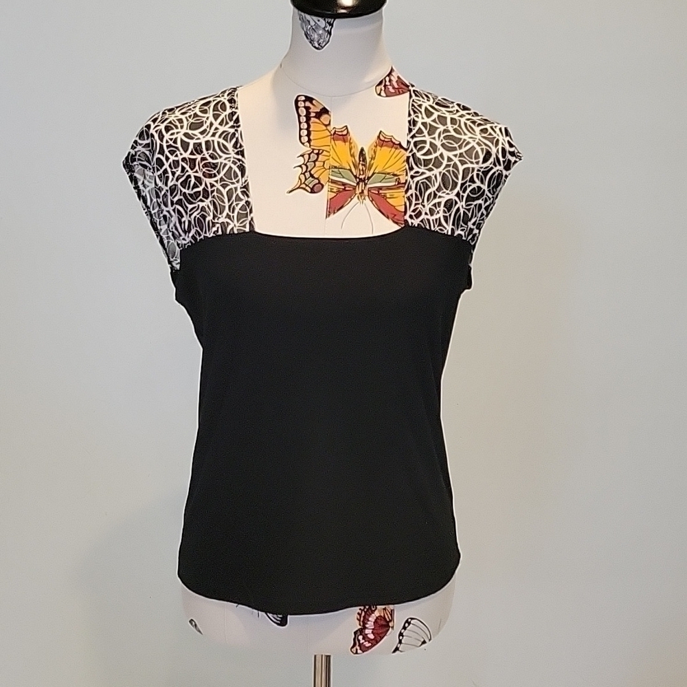 Susan LAWRENCE black sleeveless top. size large. L